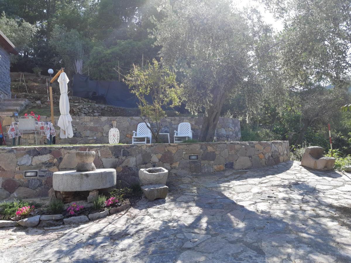 דירות לה ספציה Casa Isabelle Mel מראה חיצוני תמונה